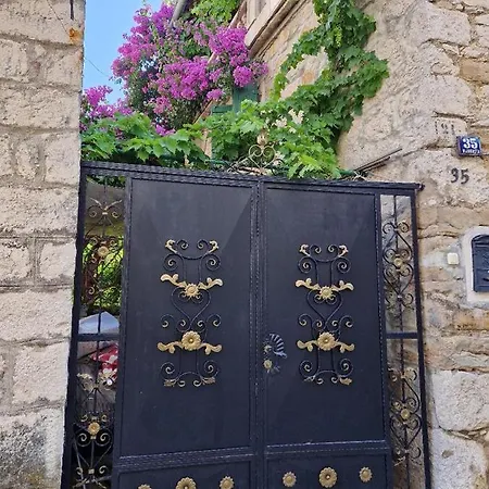 Old Town & Ela Place Maison d'hôtes Split