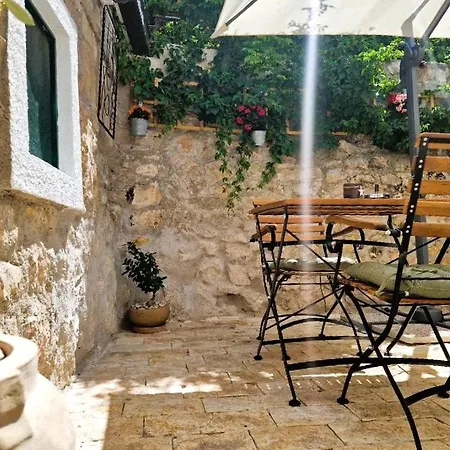 Old Town & Ela Place Maison d'hôtes