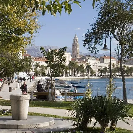 Old Town & Ela Place Maison d'hôtes Split