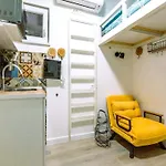 Old Town & Ela Place 招待所 3*